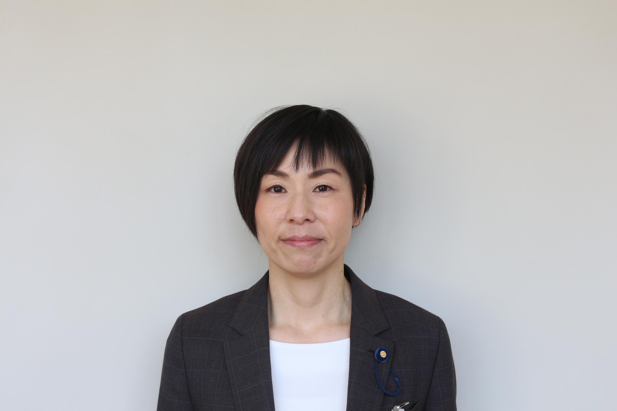 小島櫻議員の顔写真